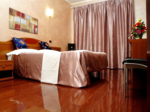 Hotel Bengasi Moncalieri Dış mekan fotoğraf